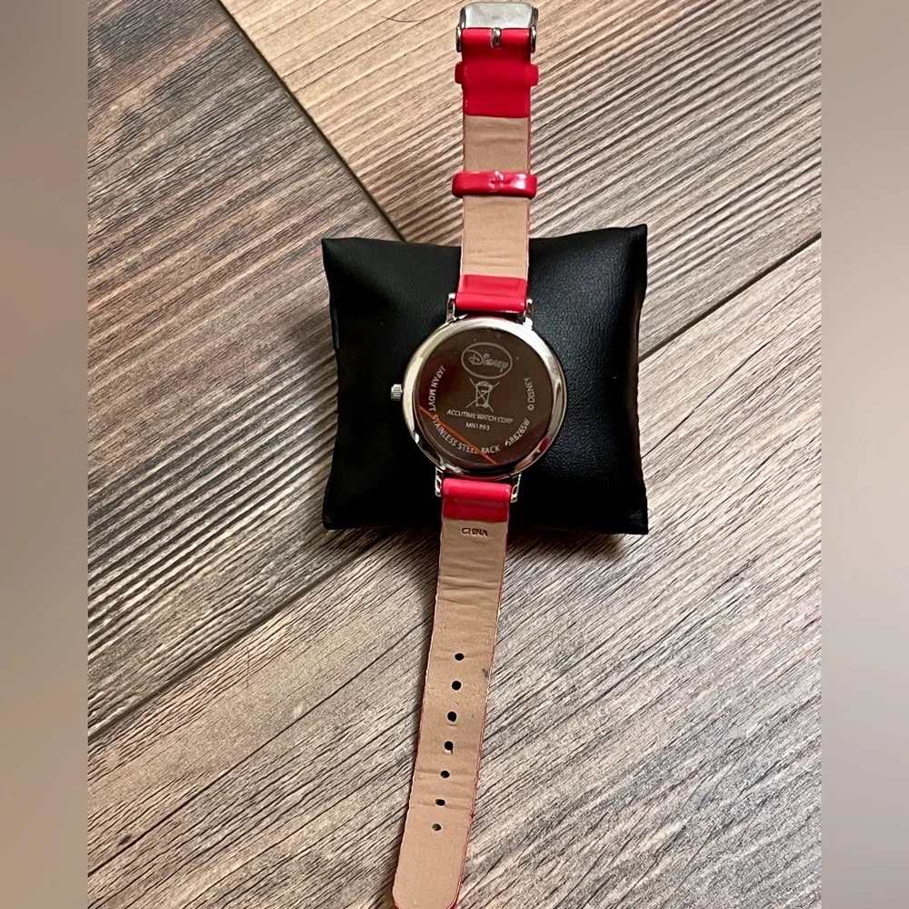 Vintage Disney Mickey and Minnie Mouse Festive Christmas Watch Red Strap Gift